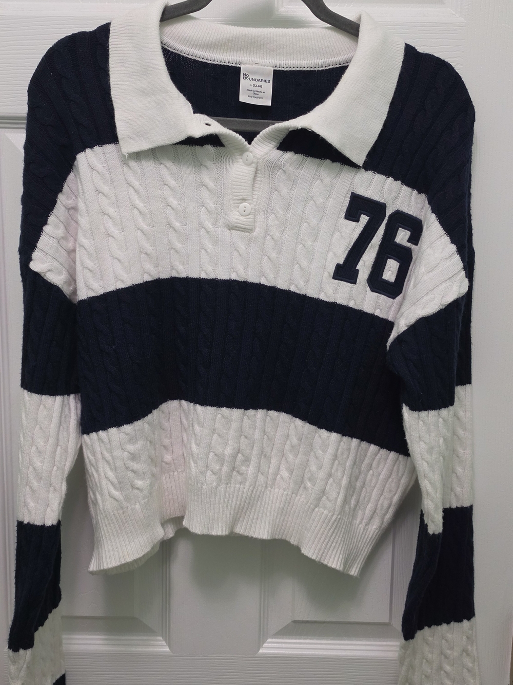No Boundaries Womens Large Navy White Striped Cable Knit Cropped Polo Sweater 76